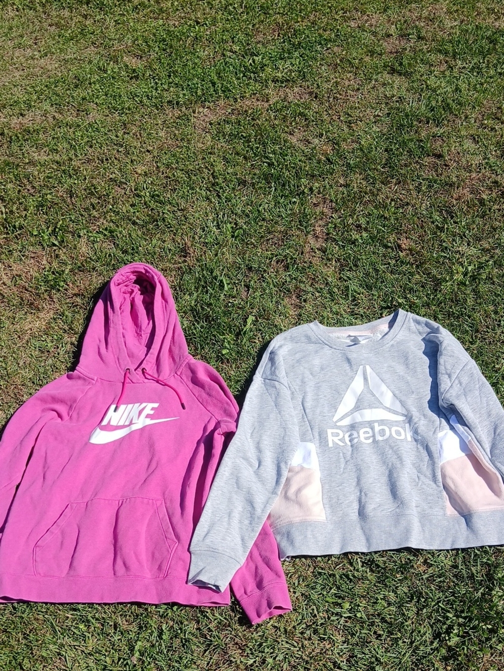 2 Tops 1 Nike Pink Hoodie 1 Reebok Sweatshirt Both Size Medium